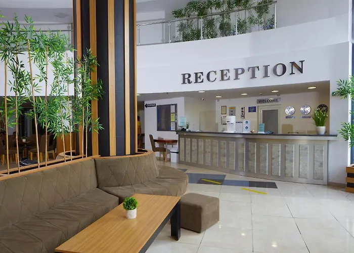 Хотел Fiesta M & Marlin