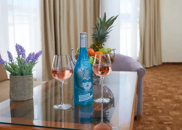 Хотел Fiesta M & Marlin