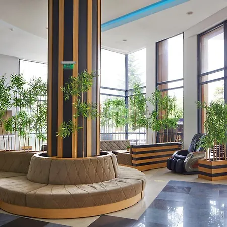 Fiesta M & Marlin Hotel 4*