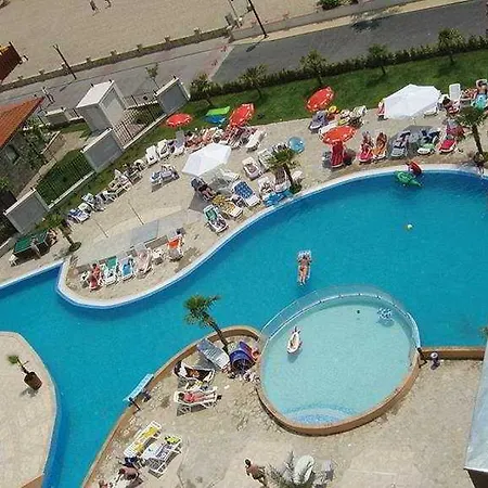 Fiesta M & Marlin Hotel 4*