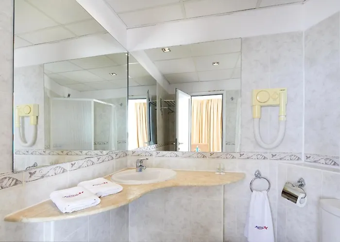 酒店 Fiesta M & Marlin 阳光海滩