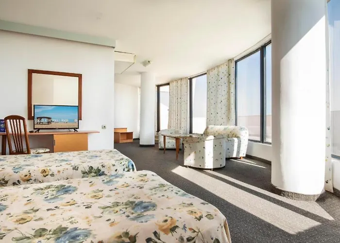 酒店 Fiesta M & Marlin