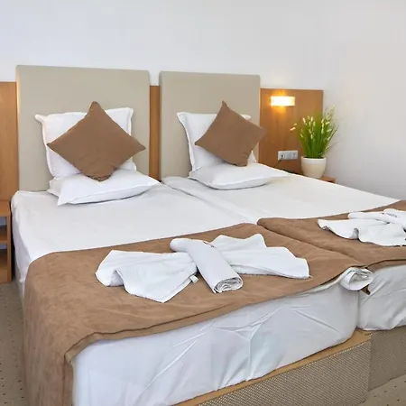 Отель Fiesta M & Marlin Солнечный берег