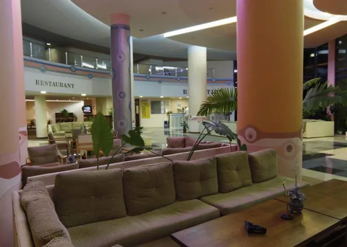 Fiesta M & Marlin Hotel 4*