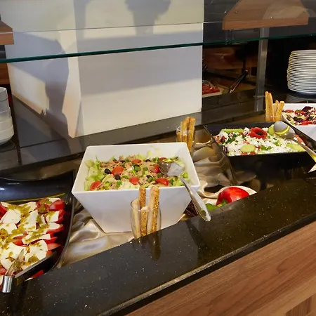 Fiesta M & Marlin מלון 4*