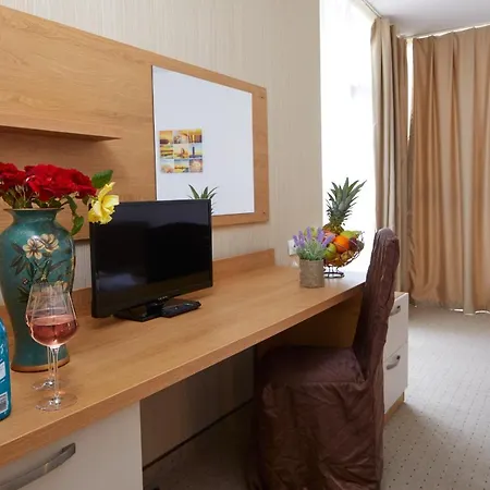 Fiesta M & Marlin 4* סאני ביץ'