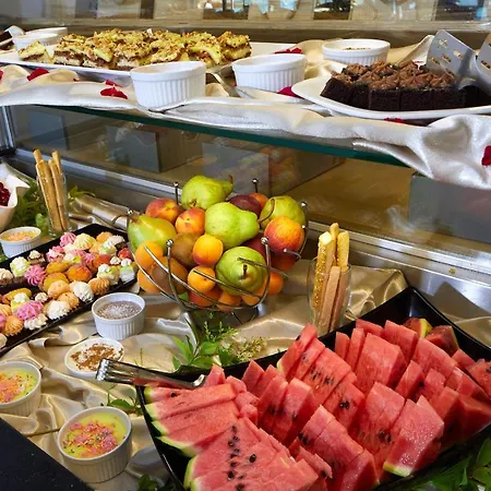 Fiesta M & Marlin מלון