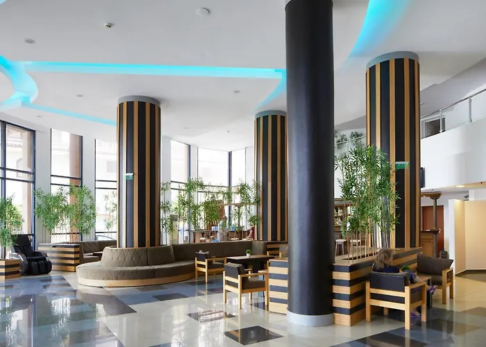 Fiesta M & Marlin Hotel